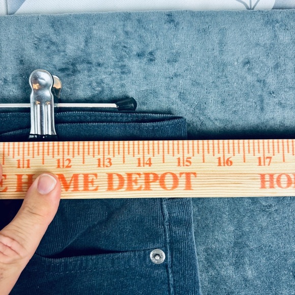 GAP Vintage style Mid-rise Dark Blue Bootcut Corduroys Sz 29 - Picture 6 of 9